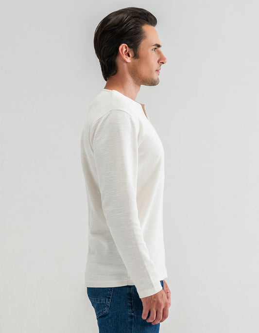 T-shirt ras du cou texturé à manches longues blanc cassé