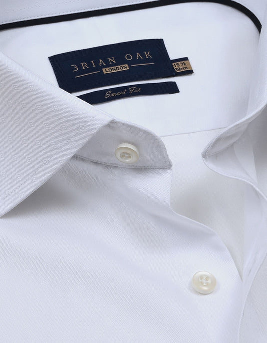 Chemise blanche en tissu dobby auto-texturé