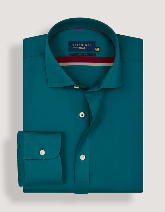 Chemise en satin bleu sarcelle riche